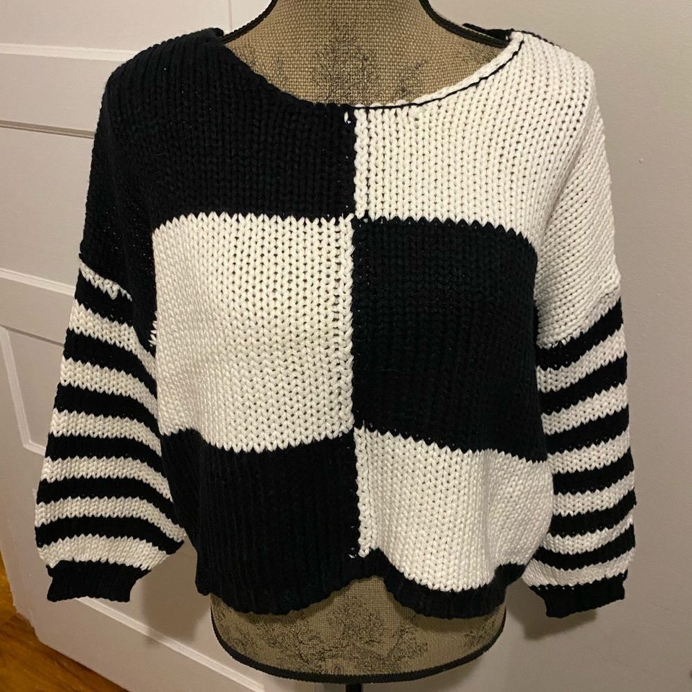 Arula Black and White Color Block Box Knit Sweater
